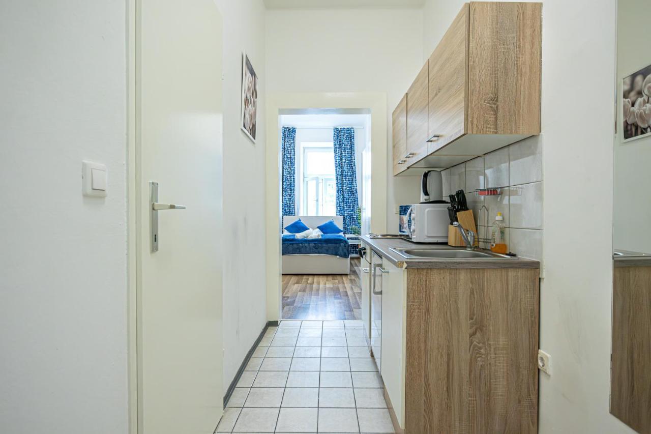 Modern Comforts: Chic Studio Apt Centrally Located Vienne Extérieur photo